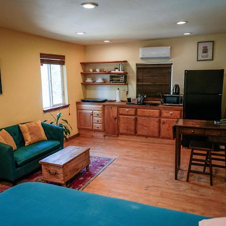 The Gold Heart Of Grass Valley Extérieur photo